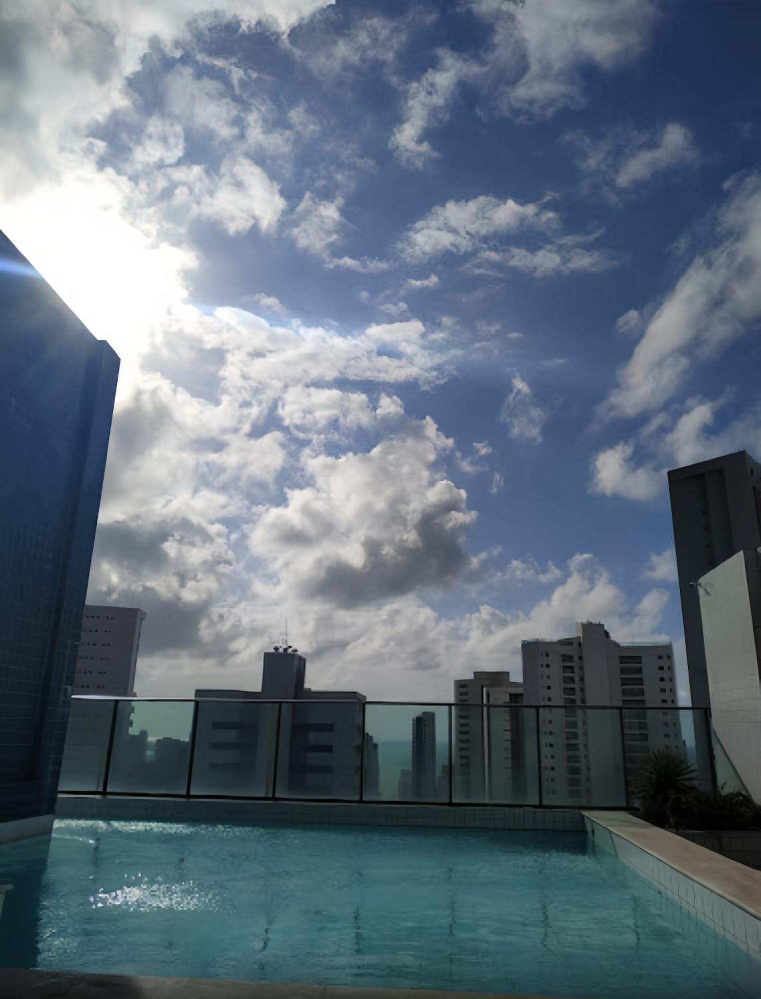 Flat Piscina No Rooftop Aluguel Temporada Em Recife Esterno foto